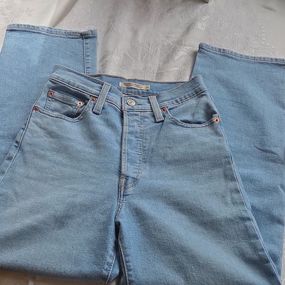 Levi's Ribcage Straight Ankle Light Wash Distressed Jeans Size 25 - Picture 9 of 16